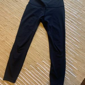 Lululemon WunderUnder Tights Size 4 25 in inseam